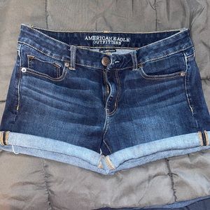 American Eagle midi jean shorts - size 10